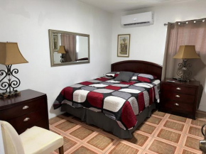 Spacious Unit with 5BR, 3BA Perfect for Big Groups, Near Ocean Park Beach